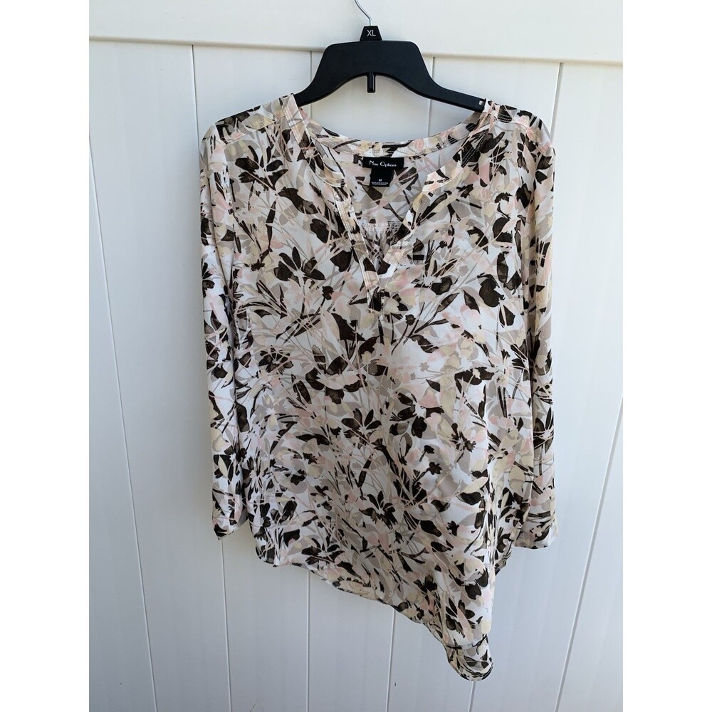 Nue Options Top Womens Medium Pink Floral Print Blouse Sheer Split Neck